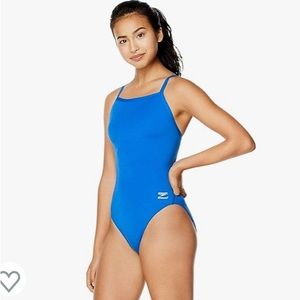 Speedo Women's Swimsuit One Piece Endurance+ Flyback Solid Adult